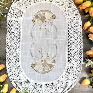 Ukrainian Easter Basket Cover 45x60 cm Machine Embroidered Rushnyk Cloth